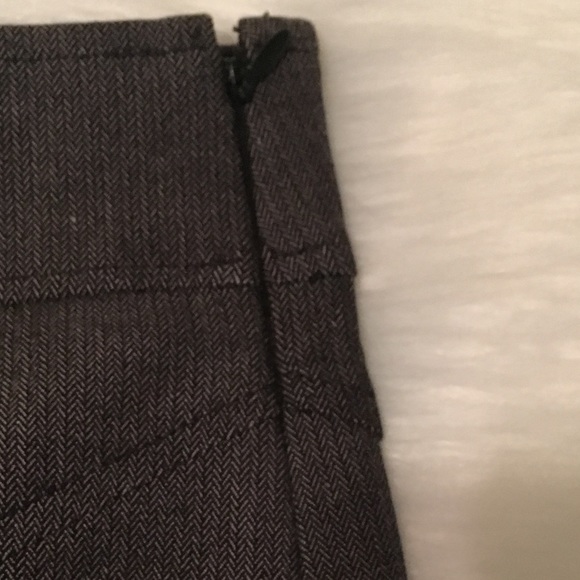 NWT BANANA REPUBLIC Grey Mini/Midi Skirt Sz10 P - Picture 4 of 4